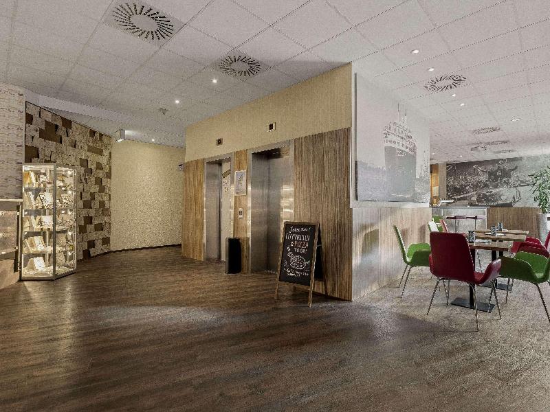 Mercure Hotel Hamburg Am Volkspark image