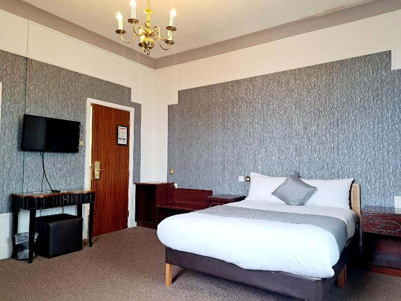 Scarisbrick Hotel image