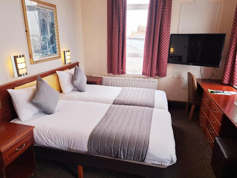 Scarisbrick Hotel image