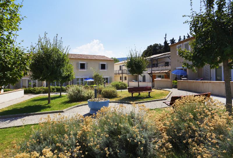 Residence Nemea Les Mazets Du Ventoux image