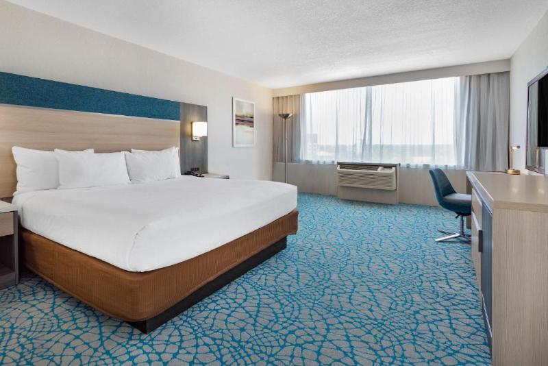 Holiday Inn Resort Kissimmee by the Parks image