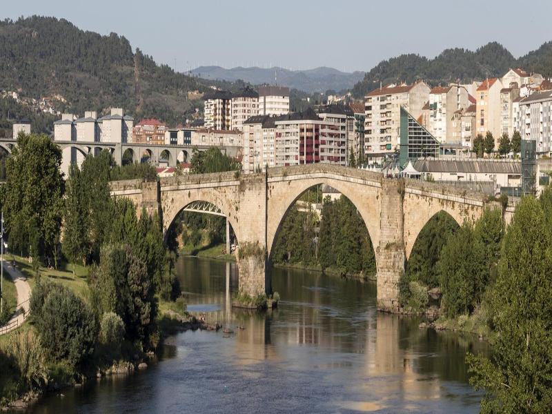 NH Ourense image