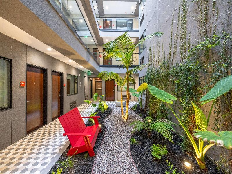 Americas Best value Inn Golden Gate image