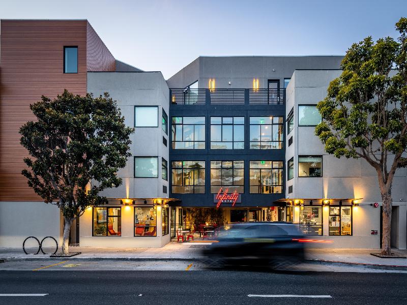 Americas Best value Inn Golden Gate image