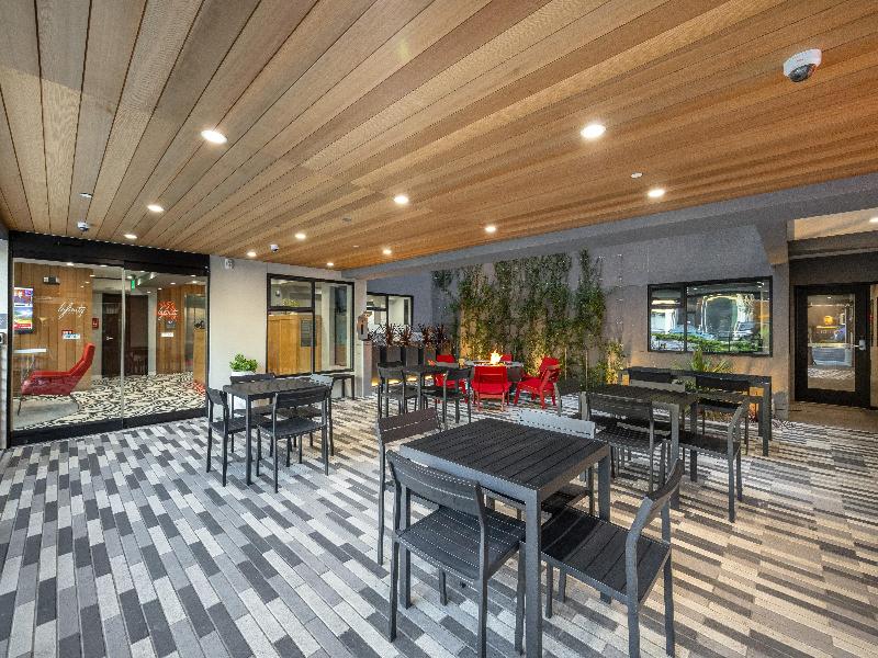 Americas Best value Inn Golden Gate image