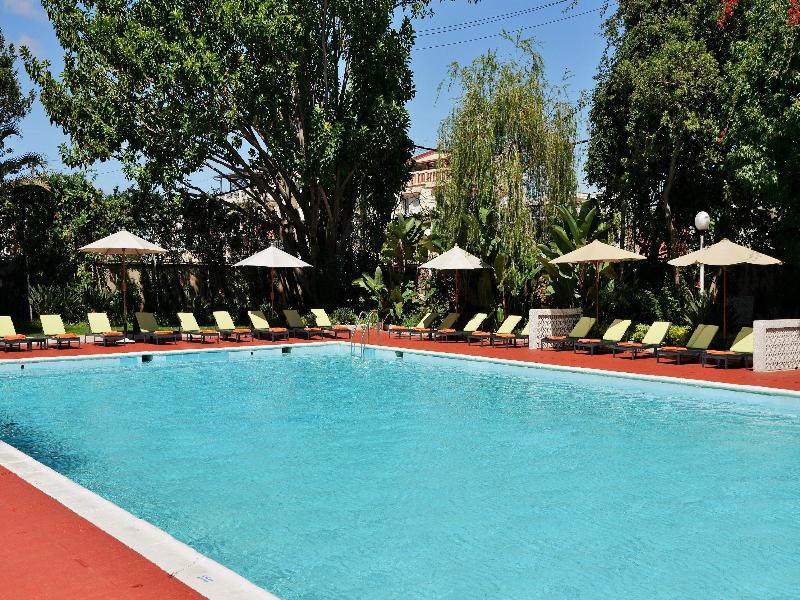 Carlton Hotel image