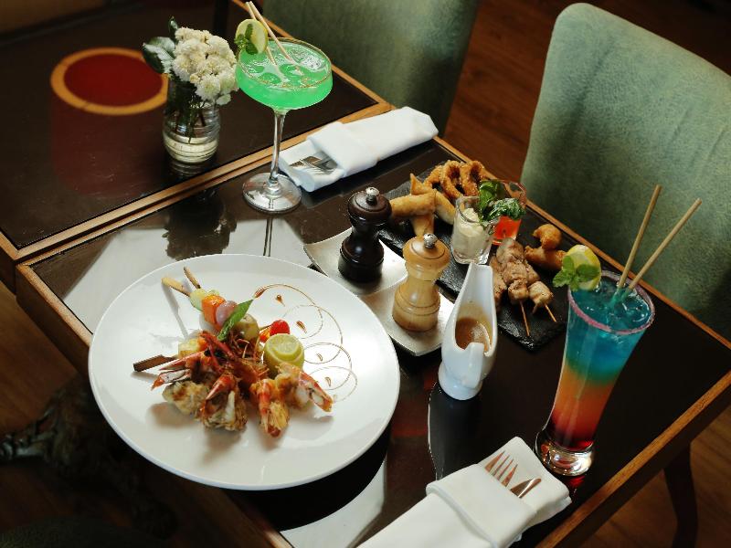 Carlton Hotel image