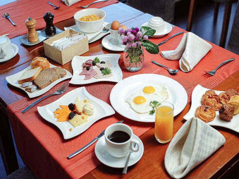 Carlton Hotel image
