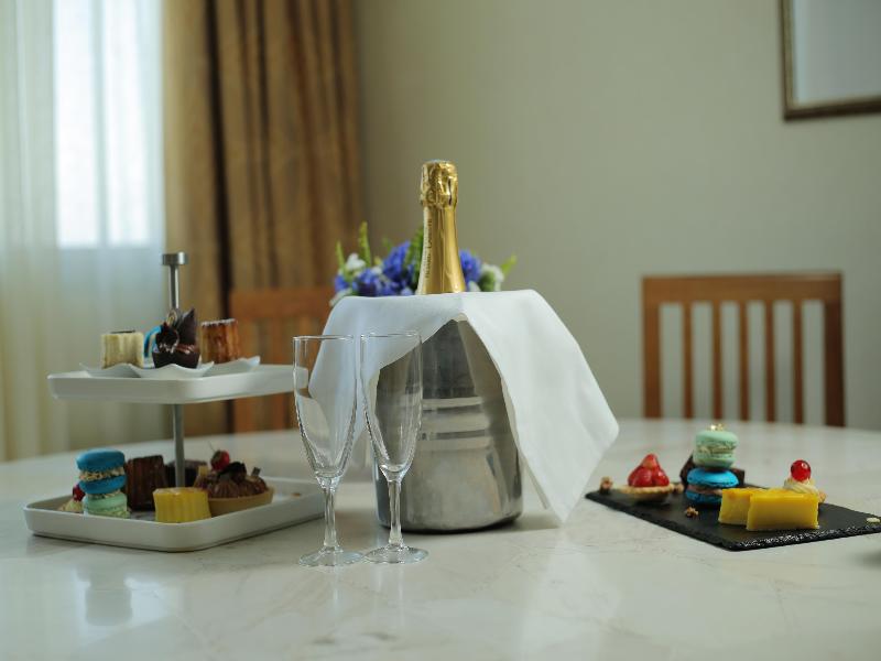 Carlton Hotel image