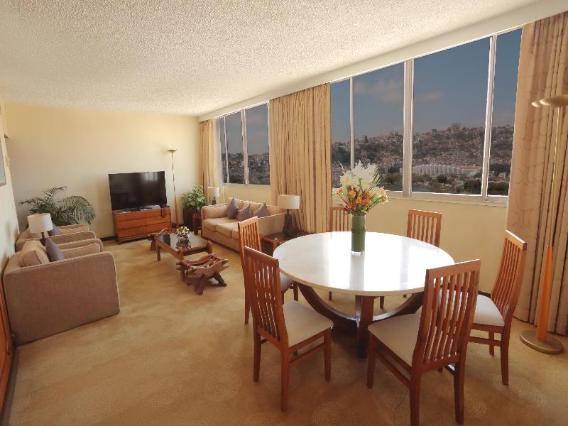 Carlton Hotel image