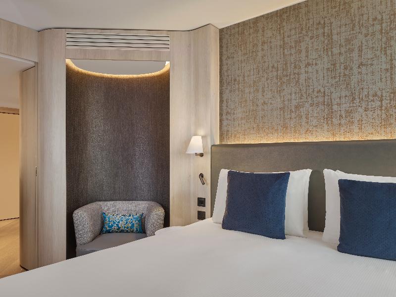 Riu Plaza London The Westminster image
