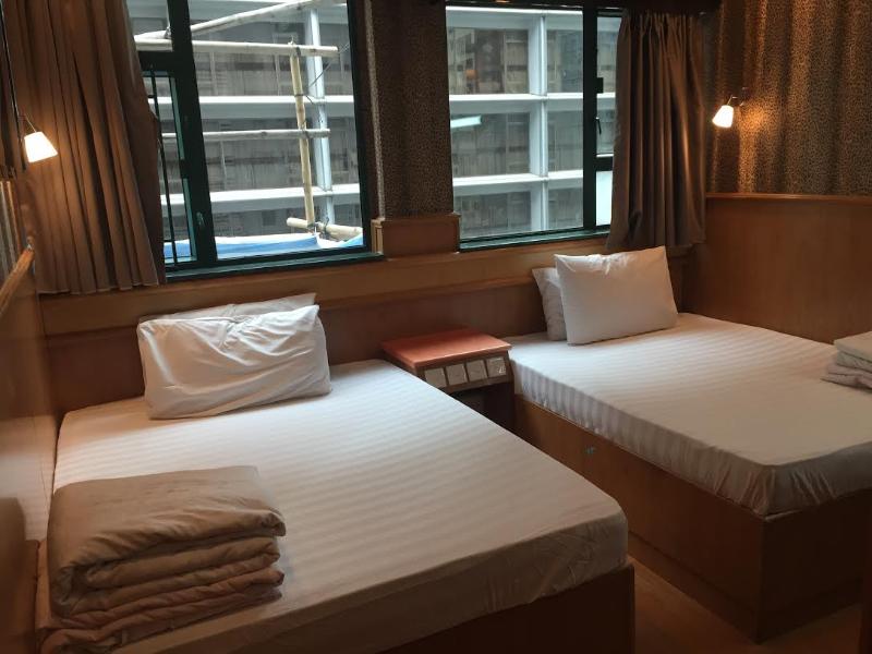Bed room