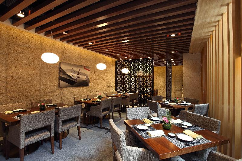 Crowne Plaza Wing On City Zhongshan image