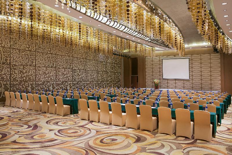 Crowne Plaza Wing On City Zhongshan image