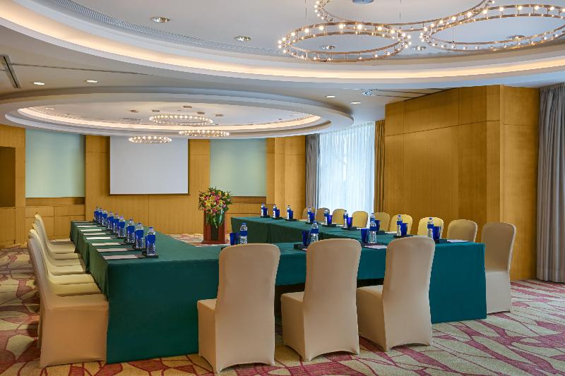 Crowne Plaza Wing On City Zhongshan image