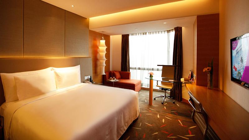 Crowne Plaza Wing On City Zhongshan image