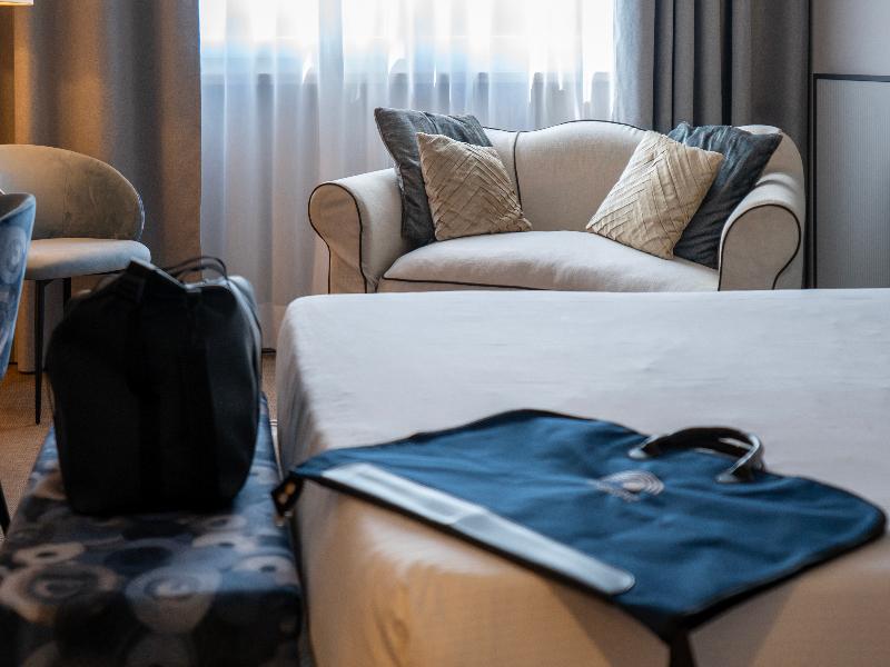 BV Oly Hotel image