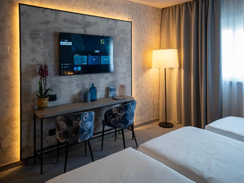 BV Oly Hotel image