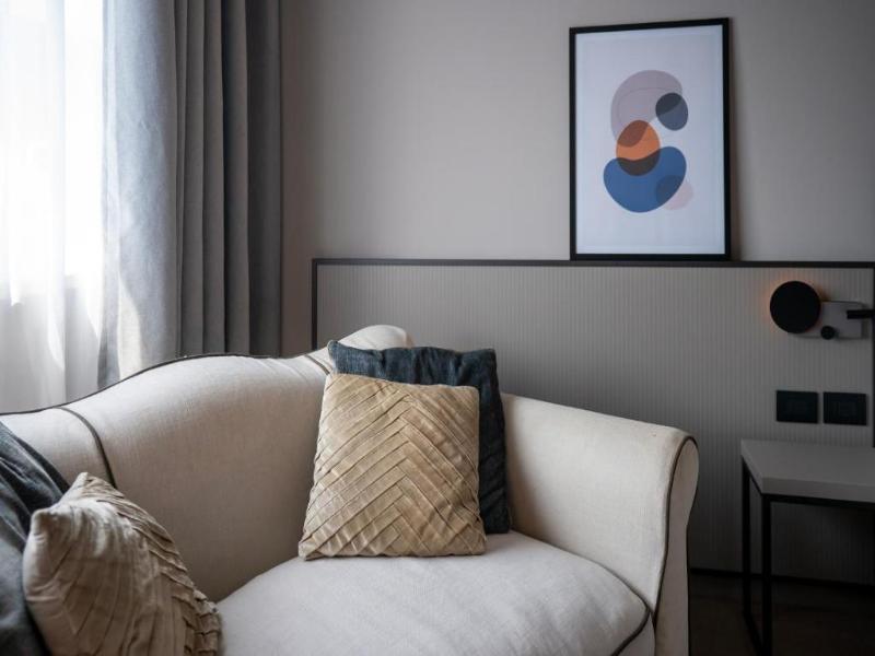 BV Oly Hotel image