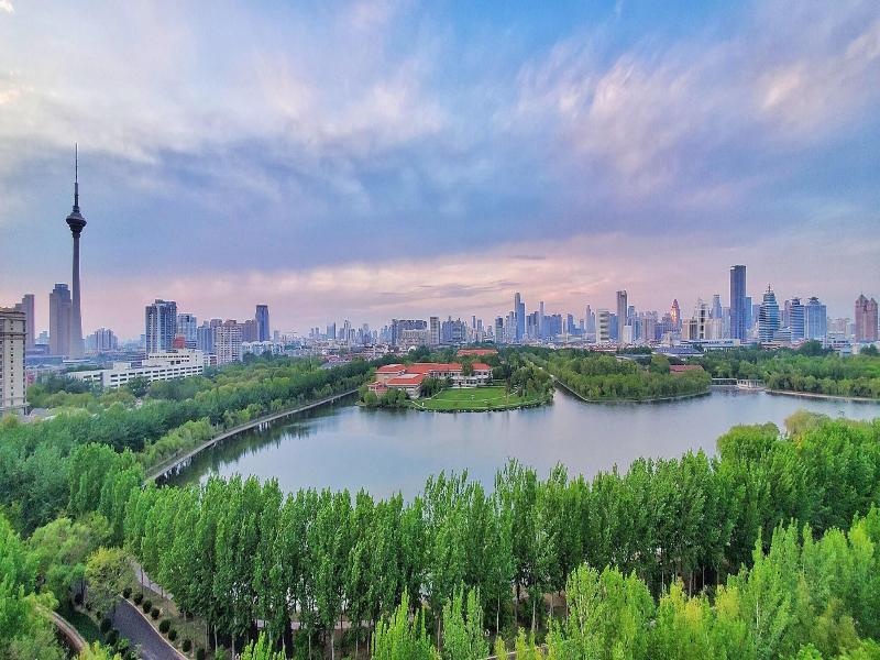 Renaissance Tianjin Lakeview Hotel image