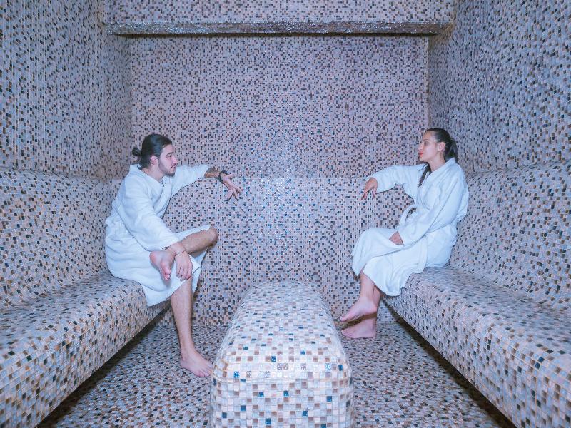 Le Louvre Hotel & Spa image