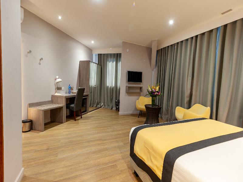 Le Louvre Hotel & Spa image