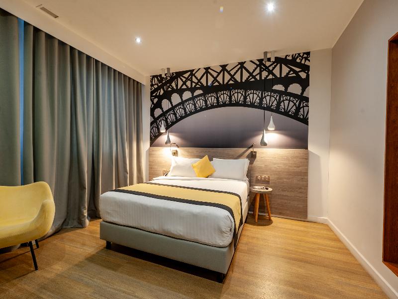 Le Louvre Hotel & Spa image