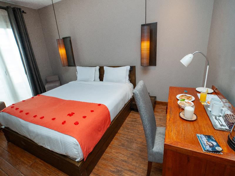 Le Louvre Hotel & Spa image