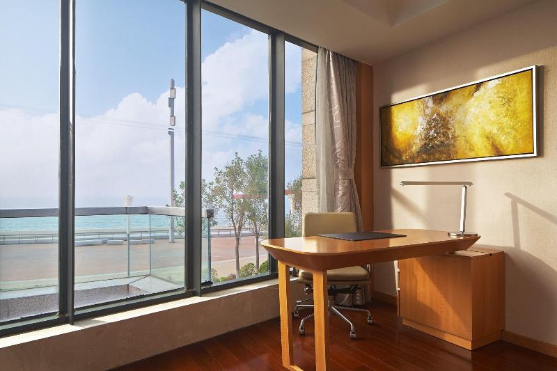 Sheraton Golden Beach Resort Yantai