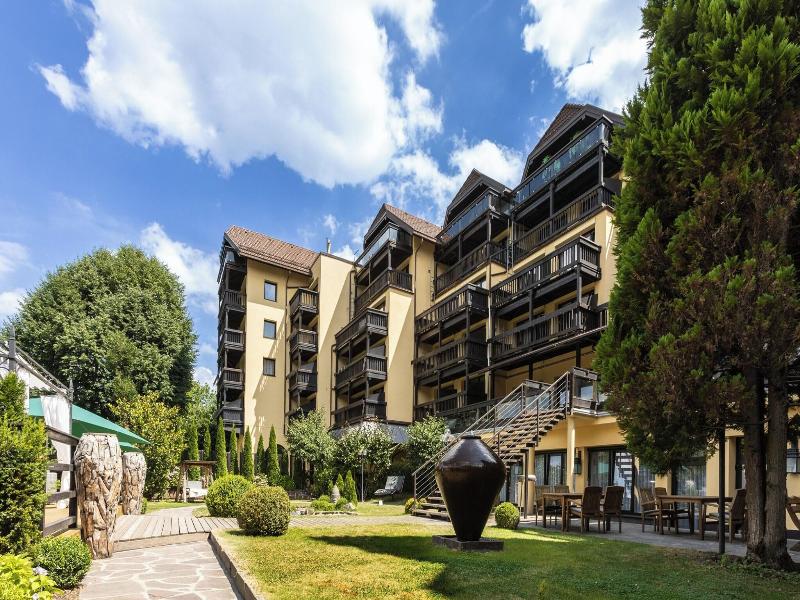 Parkhotel Luise image