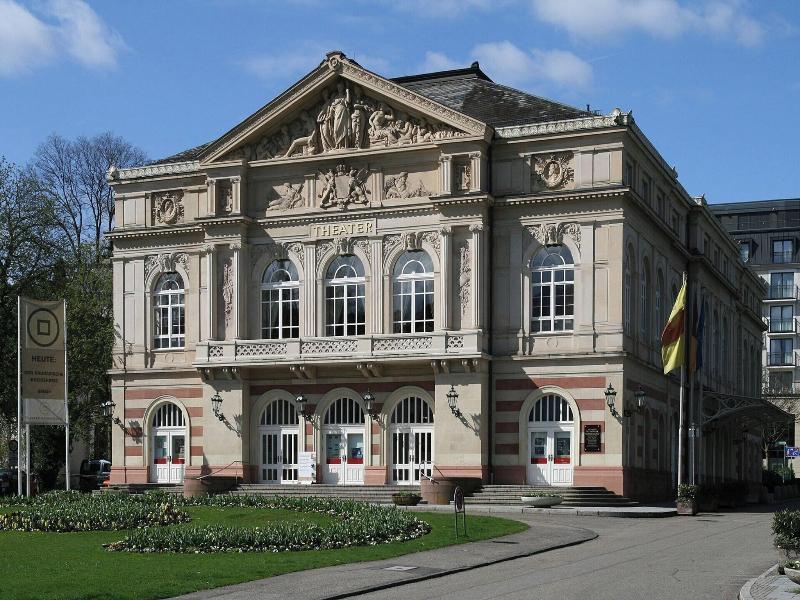 Parkhotel Luise image