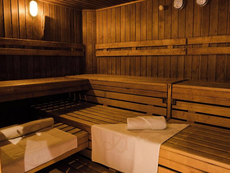 Parkhotel Luise image