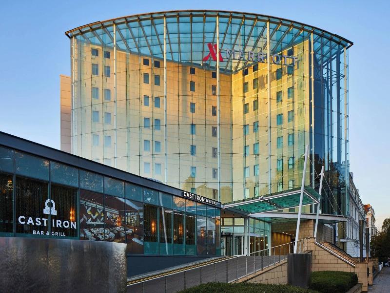 London Marriott Hotel Kensington image