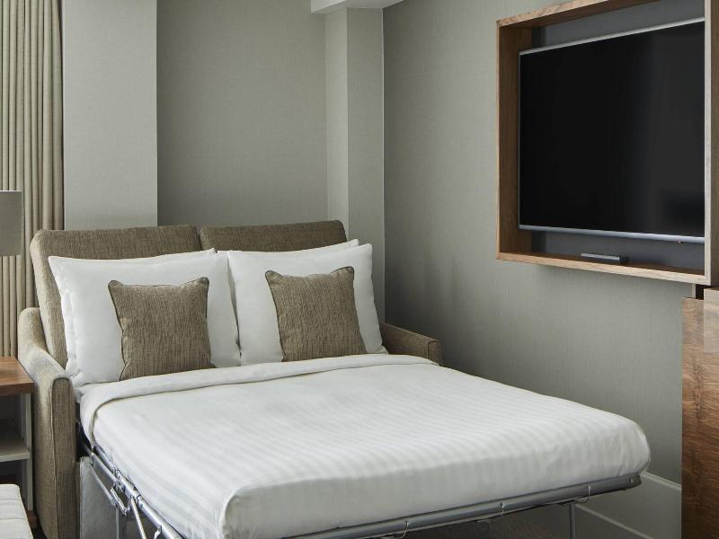 London Marriott Hotel Kensington image