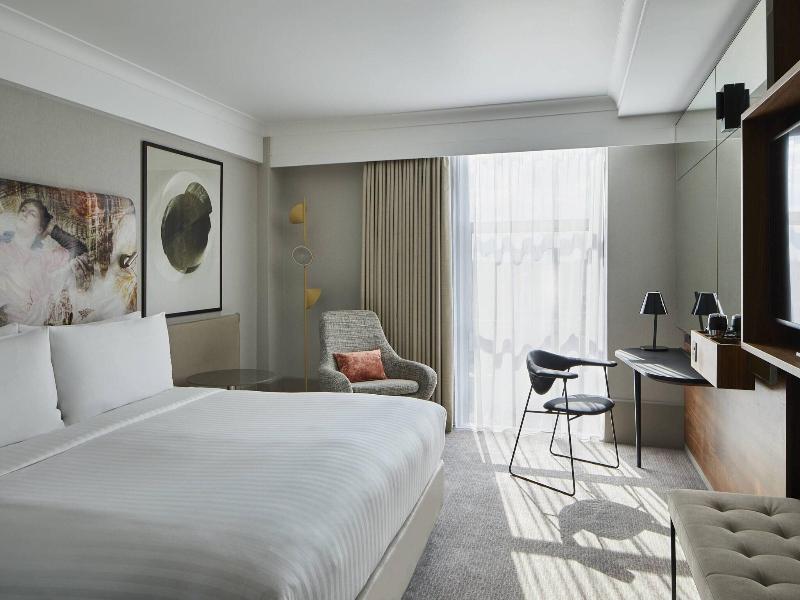 London Marriott Hotel Kensington image