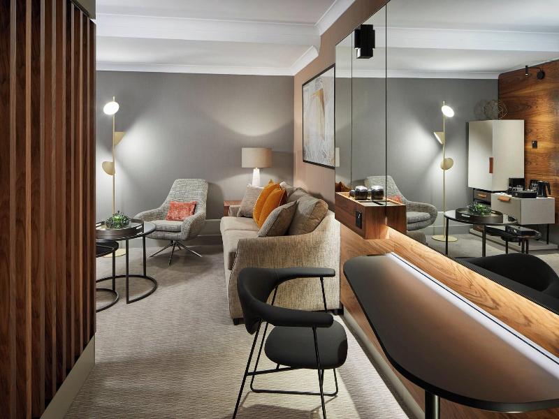 London Marriott Hotel Kensington image
