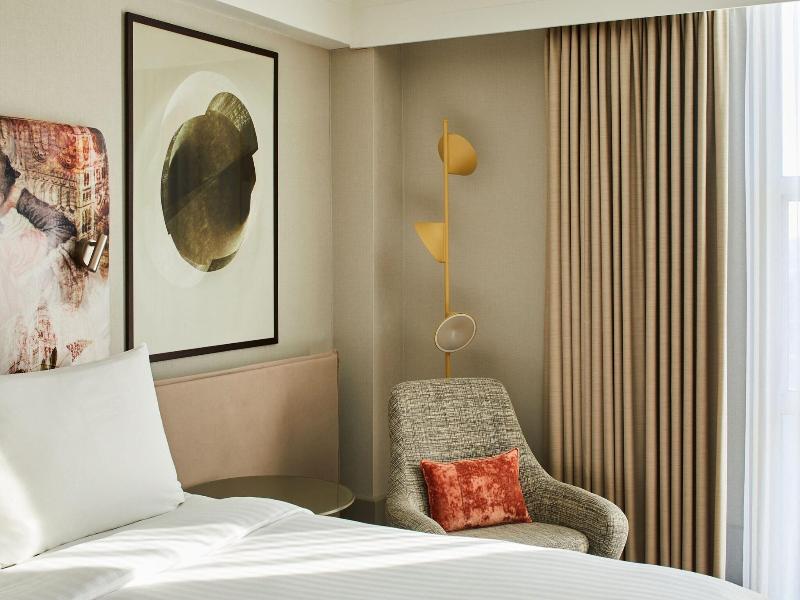 London Marriott Hotel Kensington image