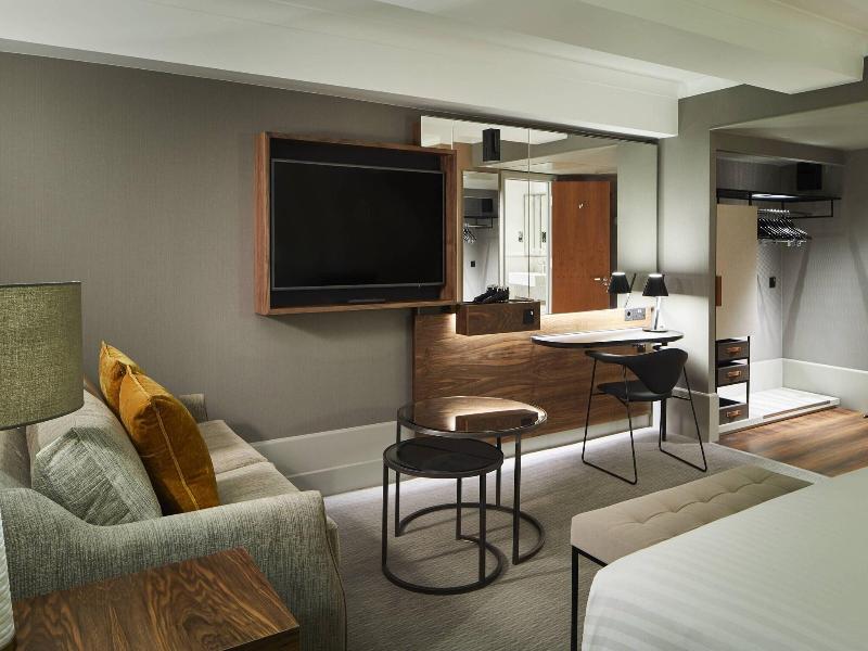 London Marriott Hotel Kensington image