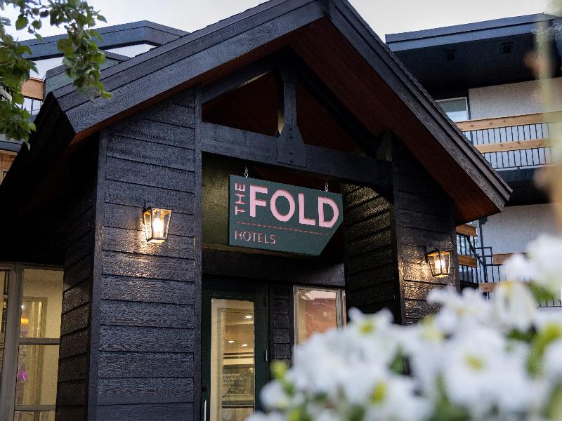 The Fold Hotels Steamboat Springs — exterior view