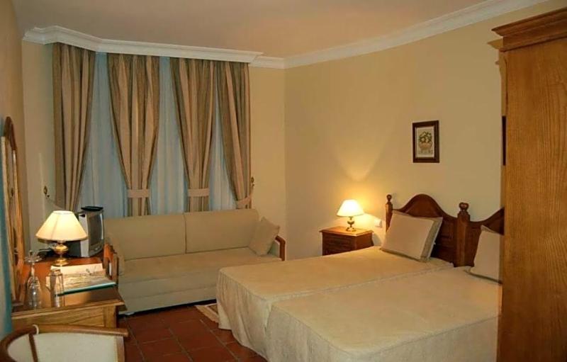 Jardim Hotel image