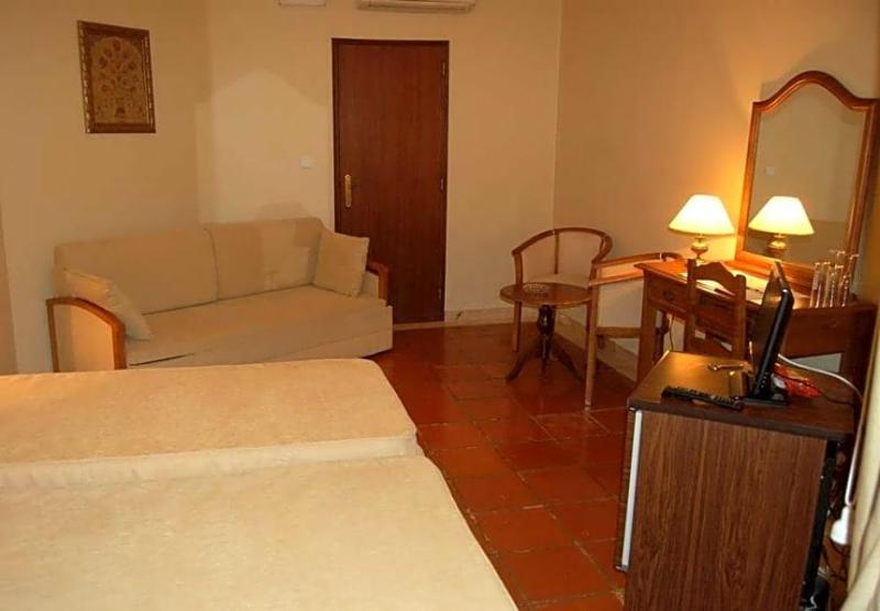 Jardim Hotel image