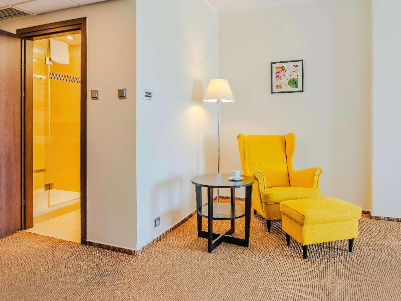 Mercure Warszawa Airport image