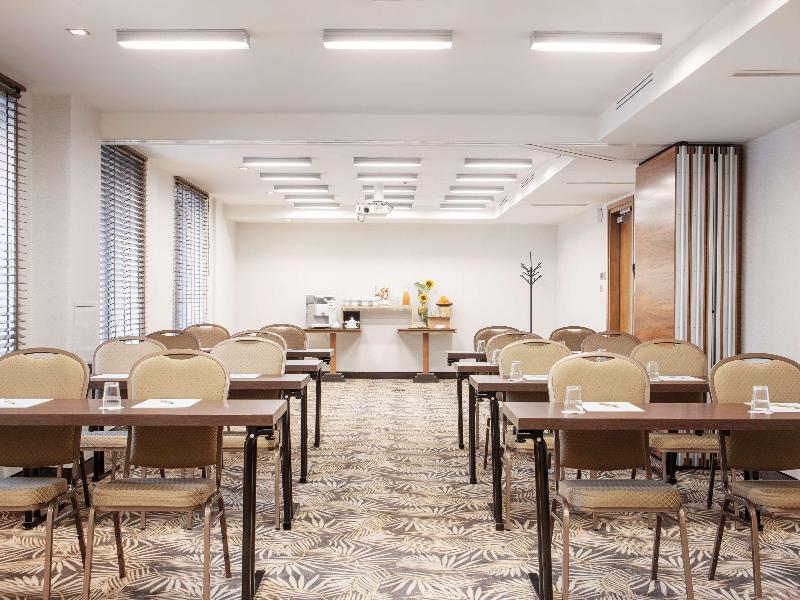 Mercure Warszawa Airport image