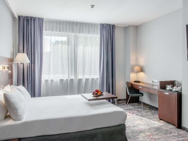 Mercure Warszawa Airport image