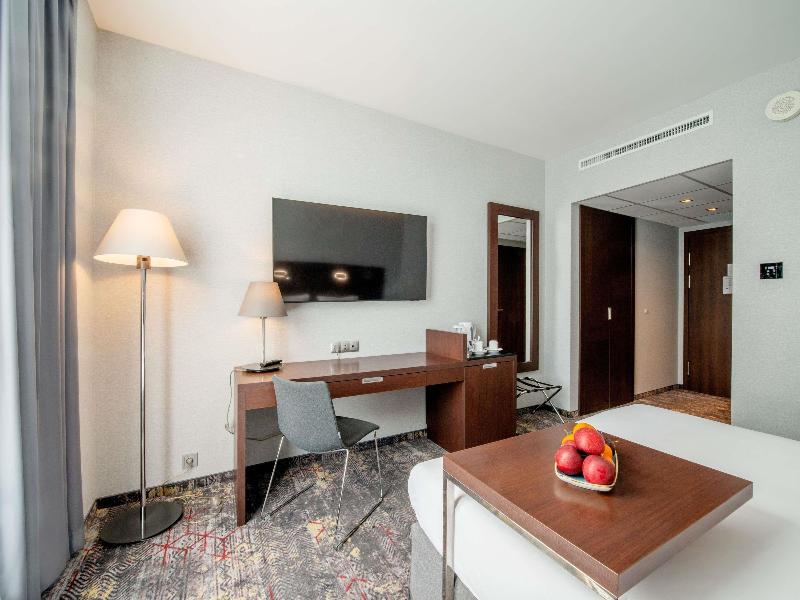 Mercure Warszawa Airport image