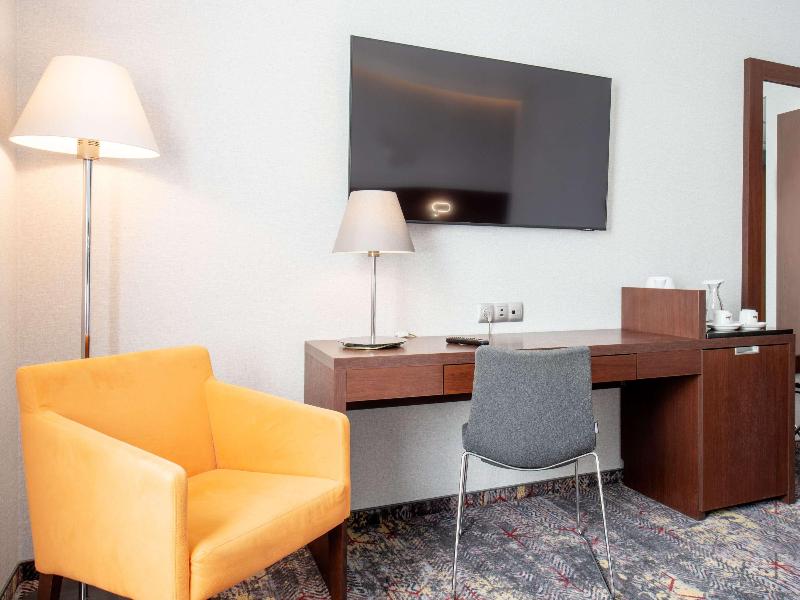 Mercure Warszawa Airport image