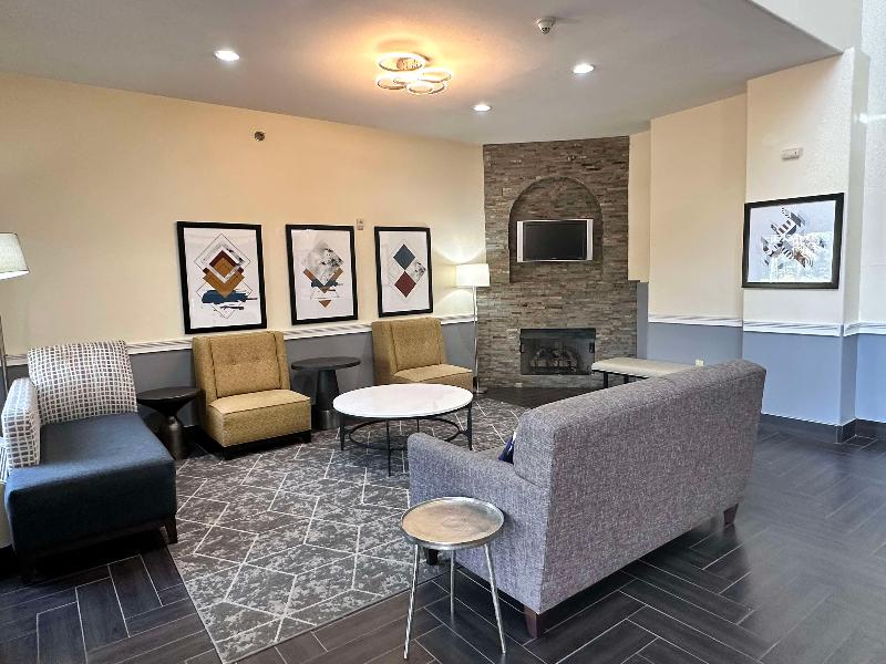 Best Western Plus Bass Hotel & Suites image