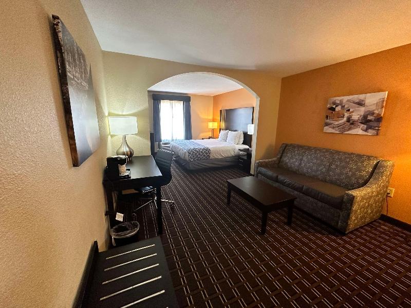 Best Western Plus Bass Hotel & Suites image 4