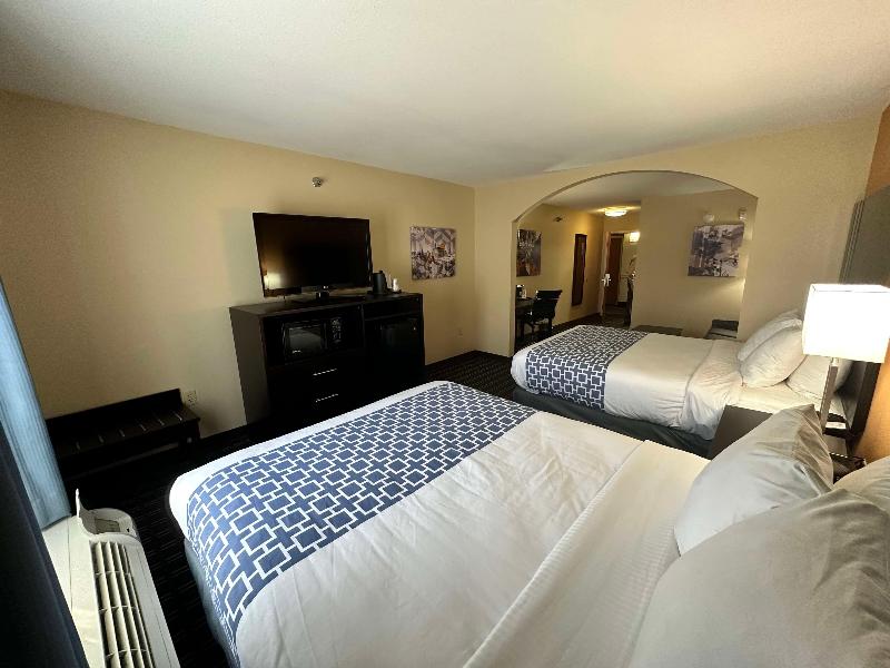 Best Western Plus Bass Hotel & Suites image
