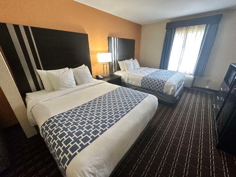 Best Western Plus Bass Hotel & Suites image